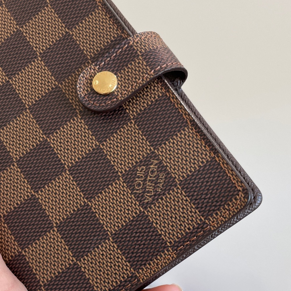 Louis Vuitton Damier Ebene Agenda Planner - Picture 7 of 14